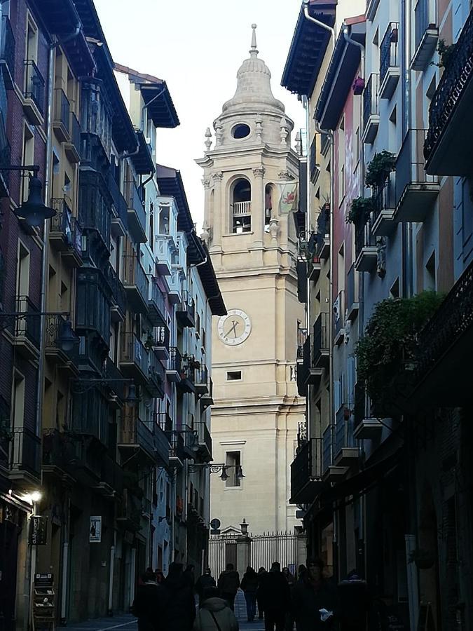 Calle Ansoleaga A 100 Mts Del Ayuntamiento بنبلونة المظهر الخارجي الصورة