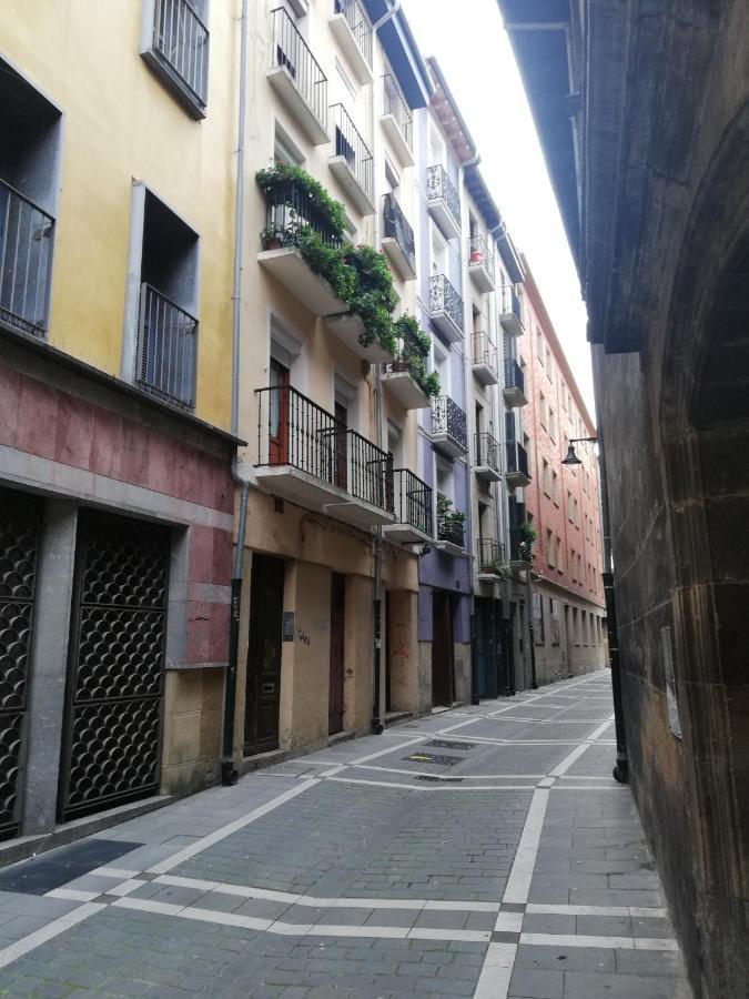 Calle Ansoleaga A 100 Mts Del Ayuntamiento بنبلونة المظهر الخارجي الصورة